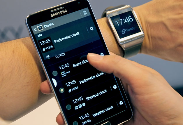 netcom-group-samsung-smartwatch